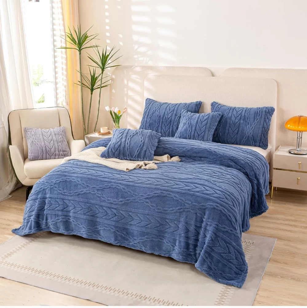 YUSOKI Sherpa Queen Size Blanket 3D Stylish Design Washed Blue 90"x90"(NWT) - Picture 2 of 10